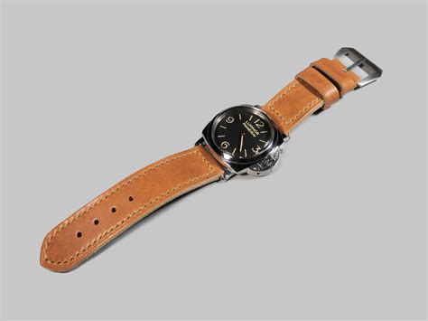 Tan Panerai 26mm Strap 'Gloss Prime' with Pin Buckle .